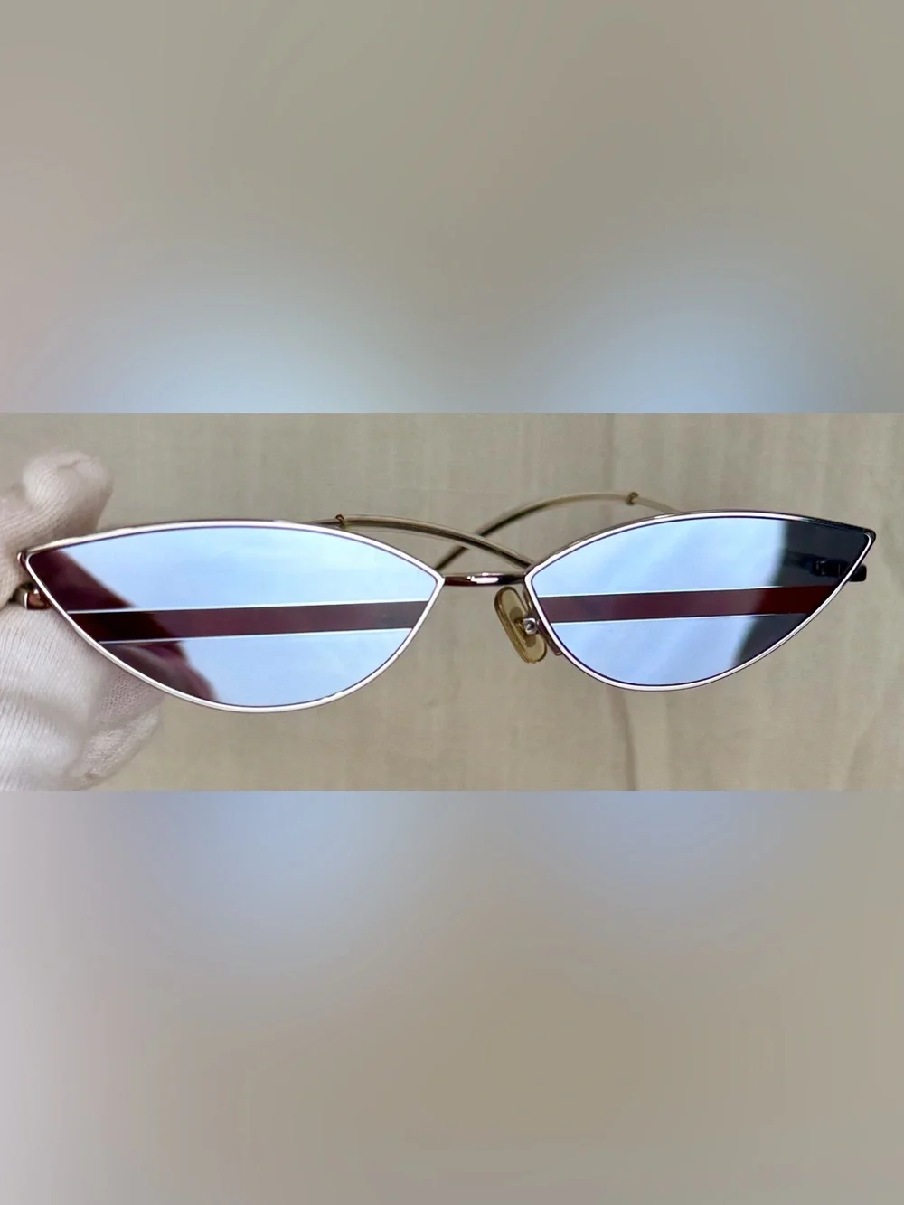Gentle Monster POXI -02 Silver/Maroon
Slim Cat-eye Mirrored Sunglasses UNISEX - Picture 7 of 12